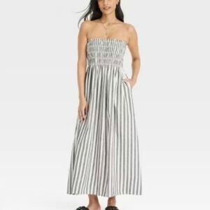 Universal Thread Black and White Strapless Dress